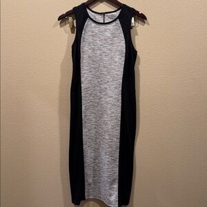 Athleta Black and Gray Knit Top